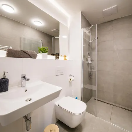 Apartia Center Apartment *
